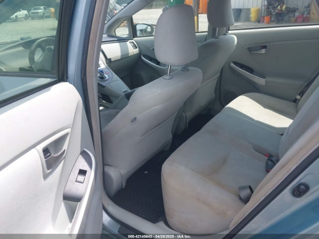 JTDKN3DUXF1884511 Toyota Prius Two