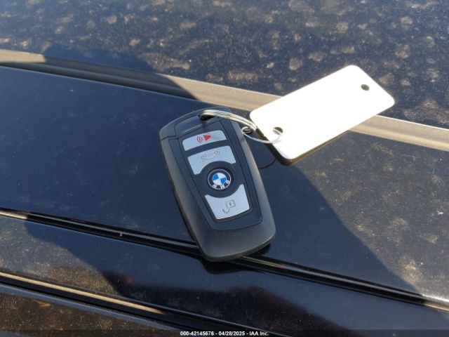 WBA8E1G52GNU12202 BMW 320i