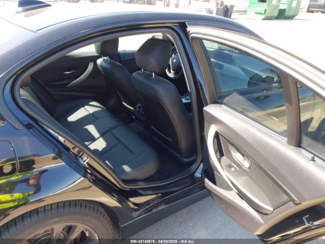WBA8E1G52GNU12202 BMW 320i