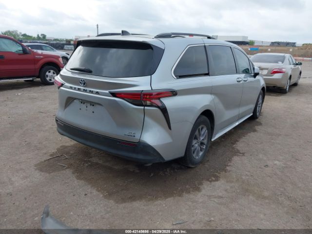 2021 TOYOTA SIENNA 5TDYRKEC9MS041334 Photo 3