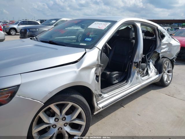1G1105S38KU115426 Chevrolet Impala Premier