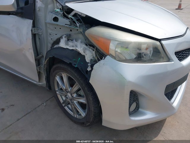 JTDKTUD3XED588260 Toyota 1nz-fe