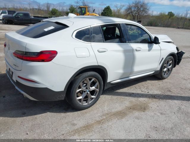 2021 BMW X4 5UX2V1C03M9F12611 Photo 3
