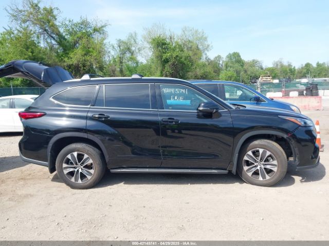5TDGZRBH0LS037336 Toyota Highlander Xle