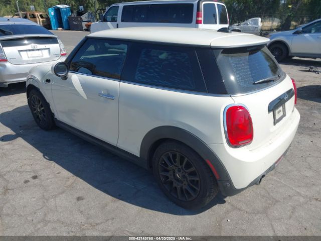2018 MINI HARDTOP WMWXP5C53J3C65056 Photo 2