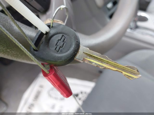 1GNKRFKDXGJ237589 Chevrolet Traverse Ls