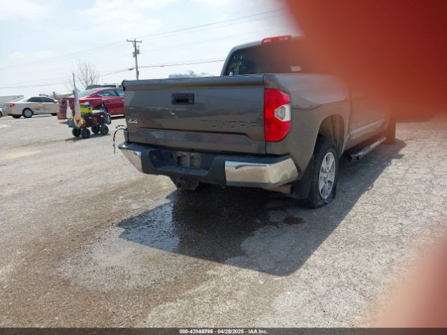 5TFDW5F15EX361607 Toyota Tundra Sr5 5.7l V8