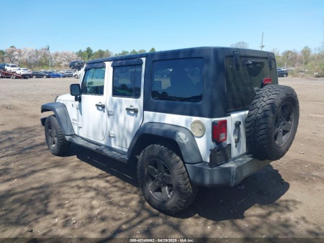 1C4HJWDG0HL639564 Jeep Wrangler Unlimited Sport 4x4