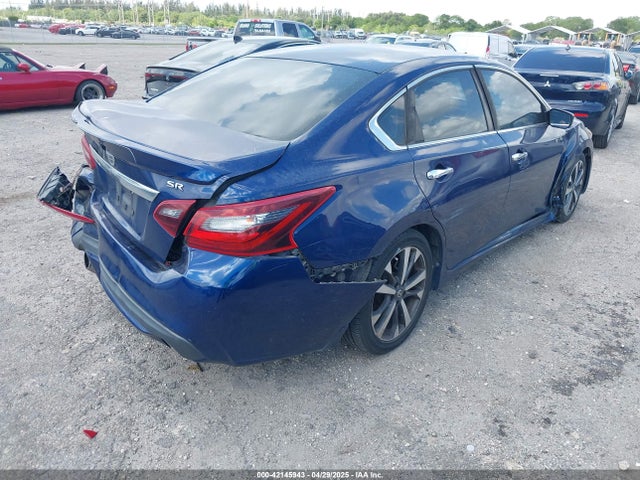 1N4AL3AP1HN312146 Nissan Altima 2.5 Sr