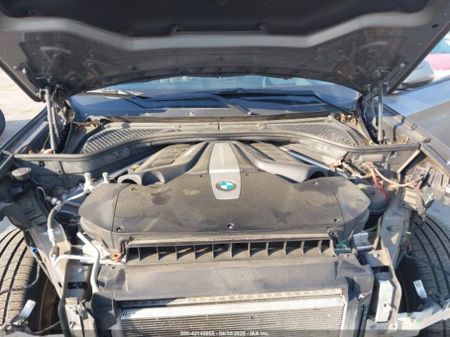 2017 BMW X5 5UXKR6C57H0J84758 Photo 9