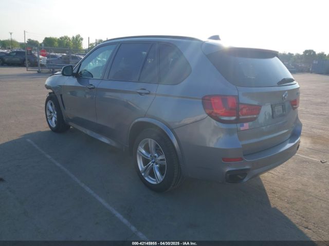 2017 BMW X5 5UXKR6C57H0J84758 Photo 2