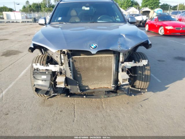 2017 BMW X5 5UXKR6C57H0J84758 Photo 5