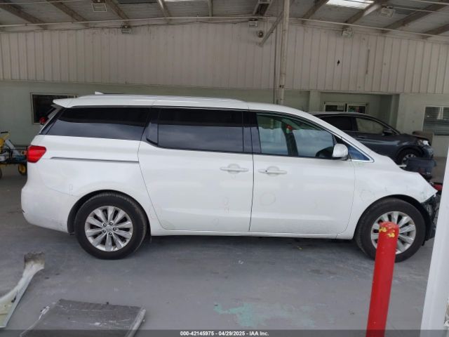 KNDMC5C14H6335068 KIA SEDONA EX