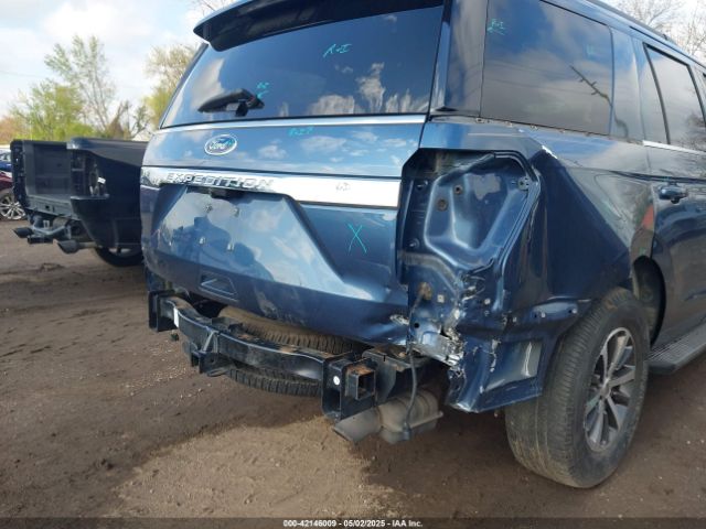 1FMJU1JT5KEA08684 Ford Expedition Xlt