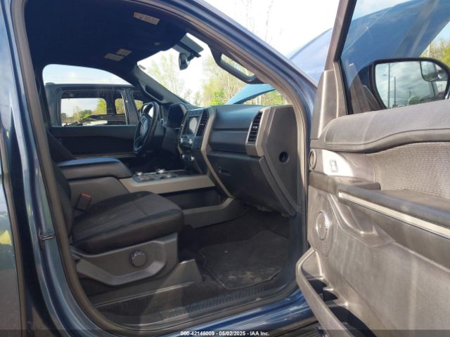 1FMJU1JT5KEA08684 Ford Expedition Xlt