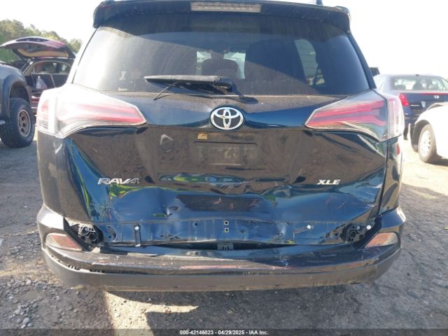 JTMWFREV3JJ189899 Toyota Rav4 Xle