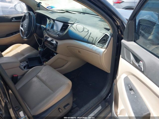 KM8J33A27HU362369 Hyundai Tucson Limited