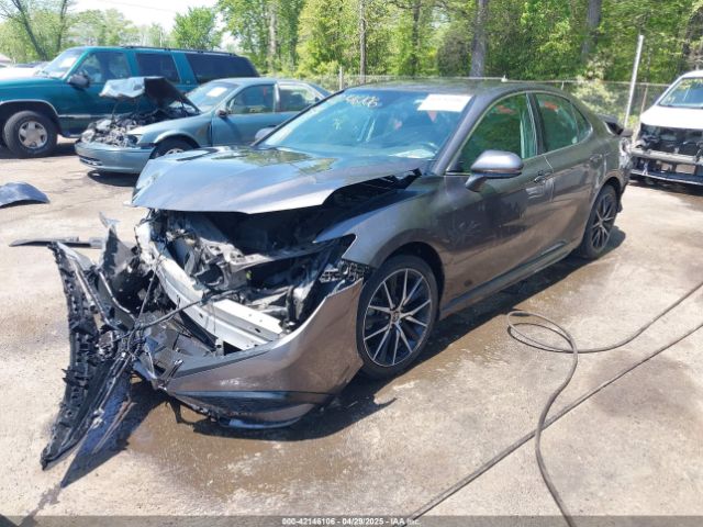2021 TOYOTA CAMRY 4T1G11AK0MU523241 Photo 1