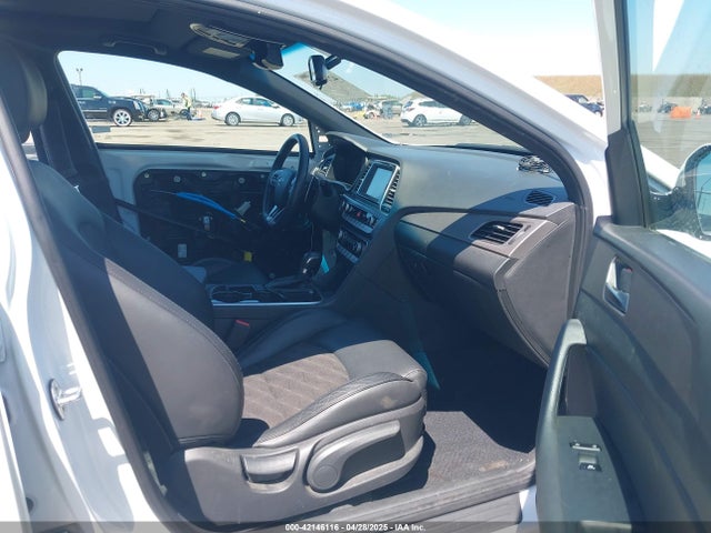 5NPE34AB0JH670723 Hyundai Sonata Sport 2.0t