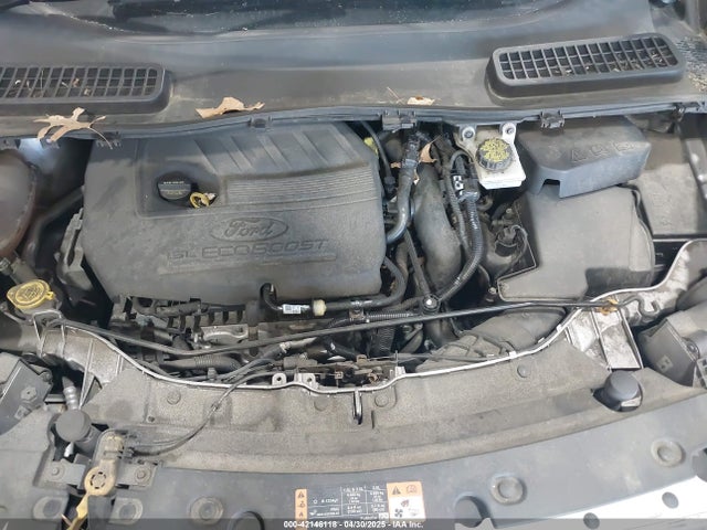 1FMCU9GD2HUA30860 Ford ESCAPE SE