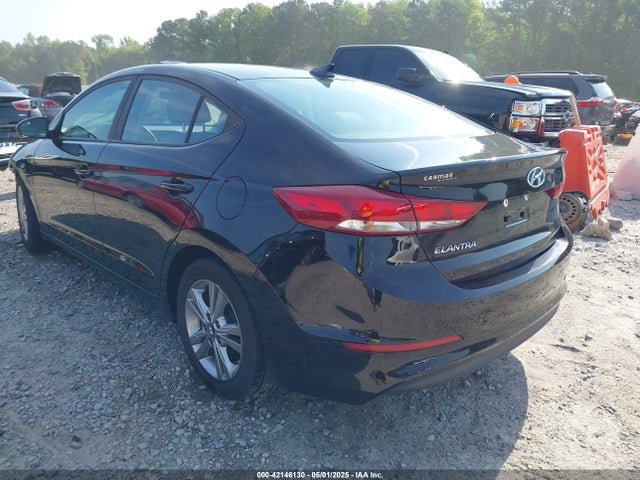 KMHD84LF0HU214293 Hyundai ELANTRA SE