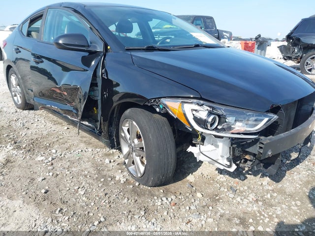 KMHD84LF0HU214293 Hyundai ELANTRA SE
