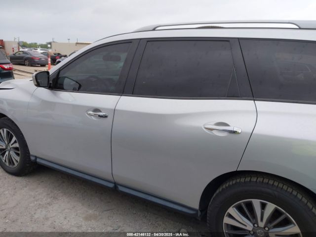 5N1DR2MNXHC687230 Nissan Pathfinder Sv
