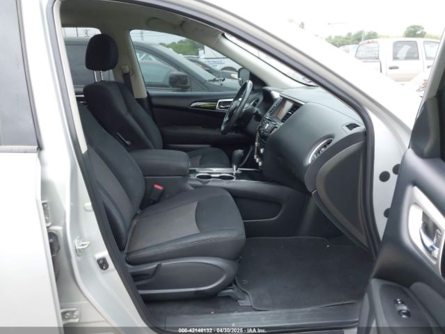 5N1DR2MNXHC687230 Nissan Pathfinder Sv