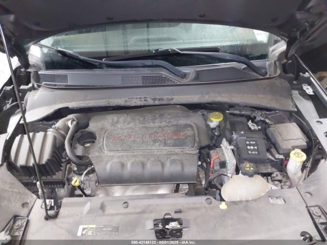 3C4NJDFB0NT117963 Jeep Compass Latitude Lux 4x4