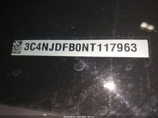 3C4NJDFB0NT117963 Jeep Compass Latitude Lux 4x4