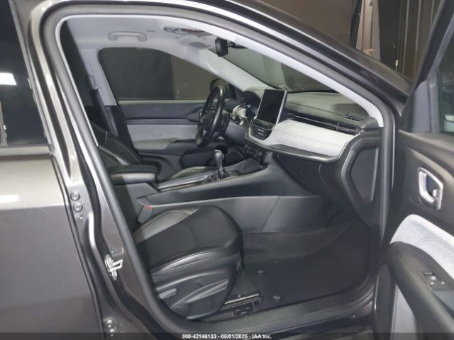 3C4NJDFB0NT117963 Jeep Compass Latitude Lux 4x4