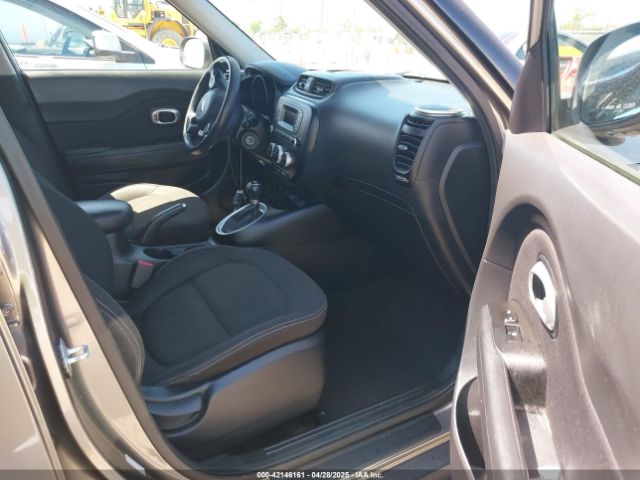KNDJN2A2XG7318338 KIA Soul