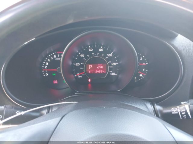 KNDJN2A2XG7318338 KIA Soul