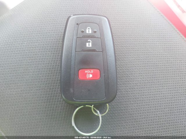 JTDKAMFU5N3188480 Toyota Prius Le