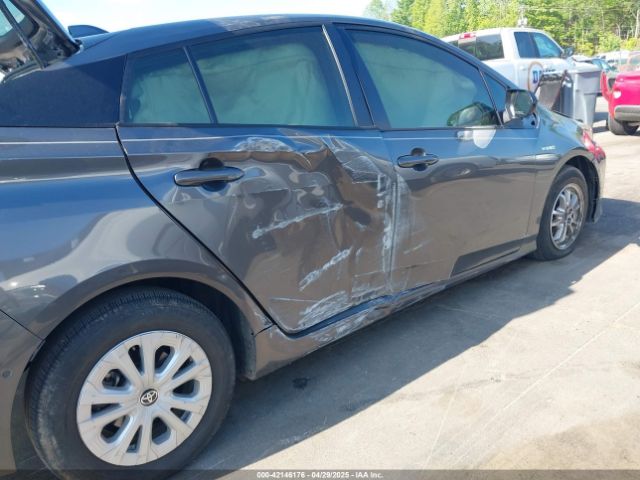 JTDKAMFU5N3188480 Toyota Prius Le