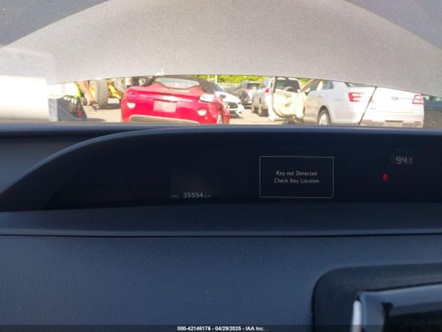 JTDKAMFU5N3188480 Toyota Prius Le