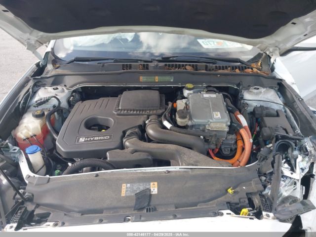 3FA6P0LU8JR157528 Ford Fusion Hybrid Se