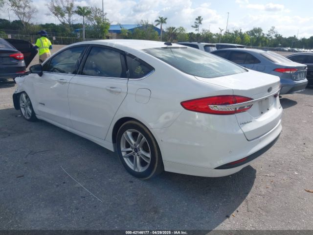 3FA6P0LU8JR157528 Ford Fusion Hybrid Se