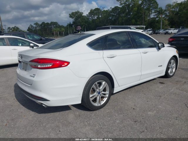 3FA6P0LU8JR157528 Ford Fusion Hybrid Se