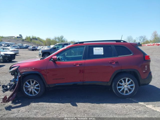 1C4PJMCB9JD602518 Jeep Cherokee Latitude Tech Connect 4x4