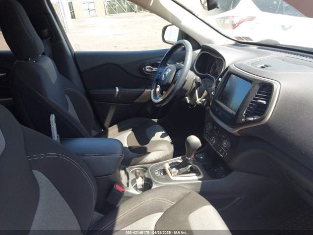 1C4PJMCB9JD602518 Jeep Cherokee Latitude Tech Connect 4x4