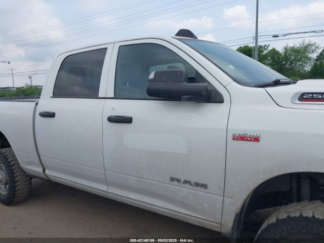 3C6UR5CJXNG204016 RAM 2500 Tradesman  4x4 6'4 Box