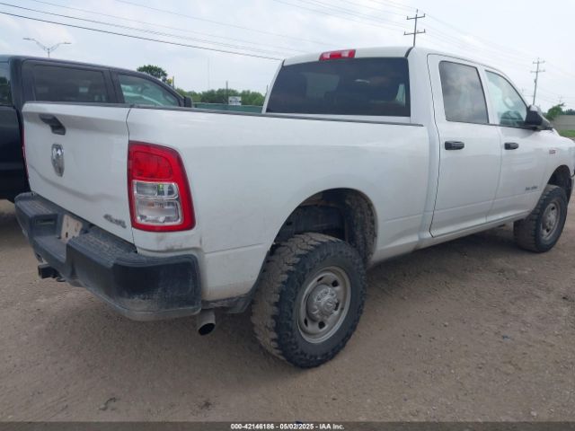 3C6UR5CJXNG204016 RAM 2500 Tradesman  4x4 6'4 Box