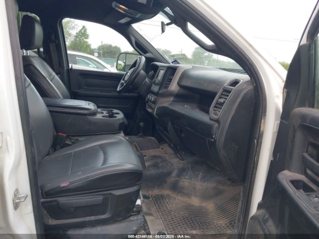 3C6UR5CJXNG204016 RAM 2500 Tradesman  4x4 6'4 Box