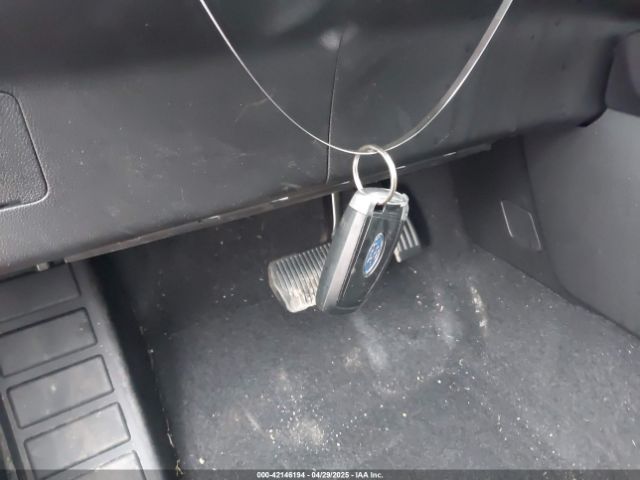 2021 FORD ESCAPE 1FMCU0G60MUB10259 Photo 10