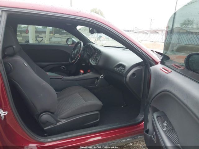 2C3CDZAG7KH620445 Dodge Challenger Sxt
