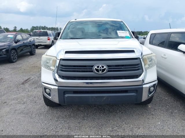 5TFEY5F18EX161206 Toyota Tundra Sr5 5.7l V8