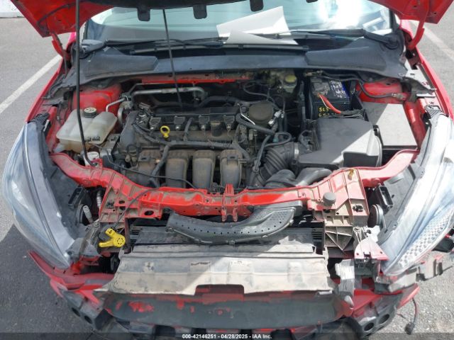 1FADP3K28GL282450 Ford FOCUS SE