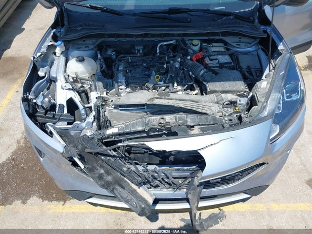 1FMCU0G60NUB28911 Ford ESCAPE SE