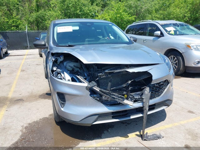 1FMCU0G60NUB28911 Ford ESCAPE SE